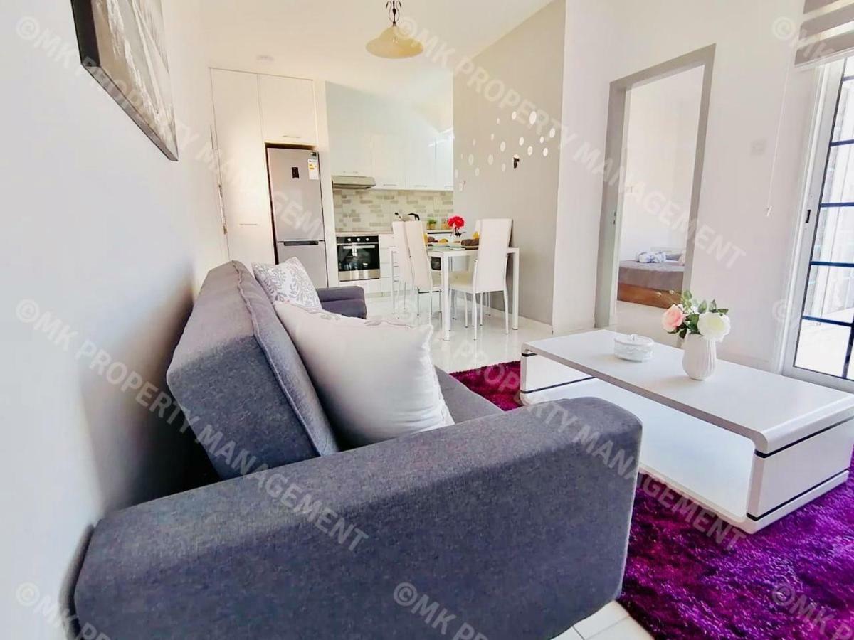 Lysia Sea-View Apartment Lárnaka Kültér fotó